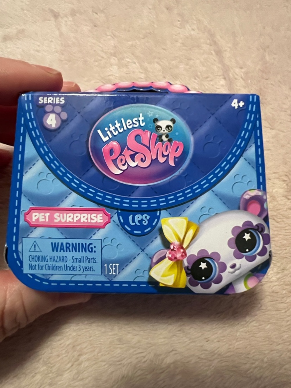Littlest Pet Shop Blue and Pink Pet Surprise Tin